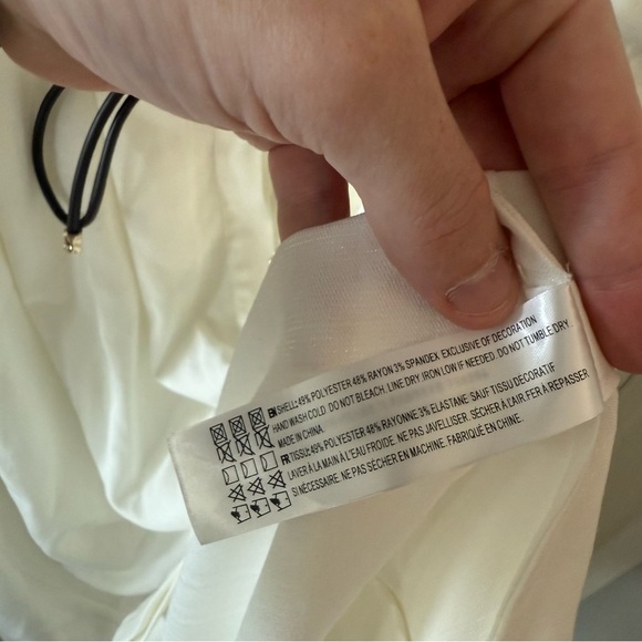 En Saison THE YACHT DAY DRESS Size Medium Color White - Picture 3 of 4